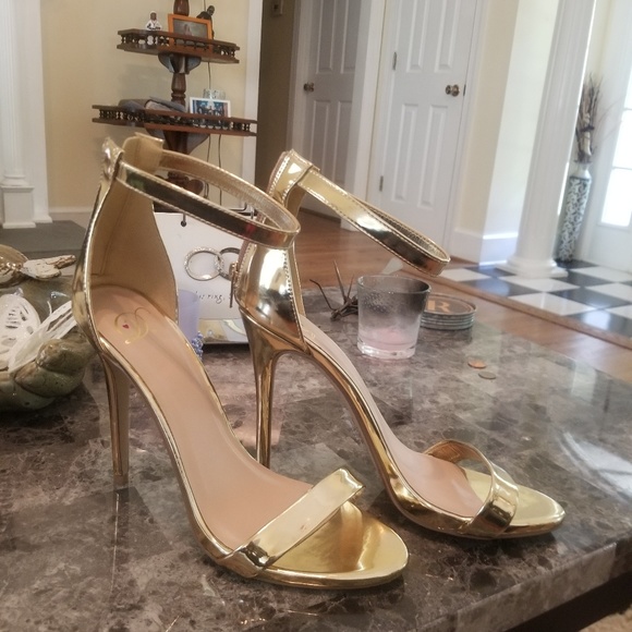 Shoes - Picture 1 of 1